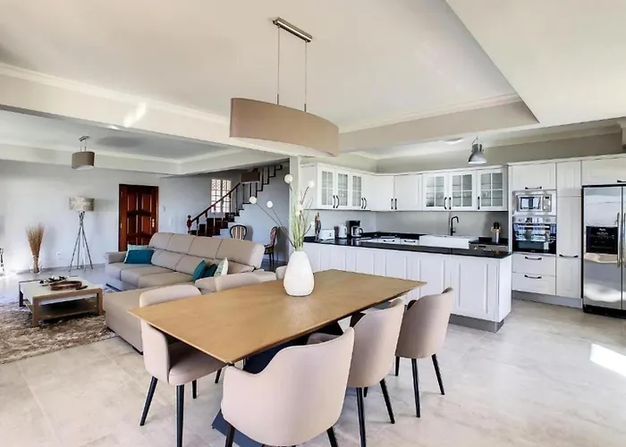 Baradaye By Atlantic Villa Estreito da Calheta